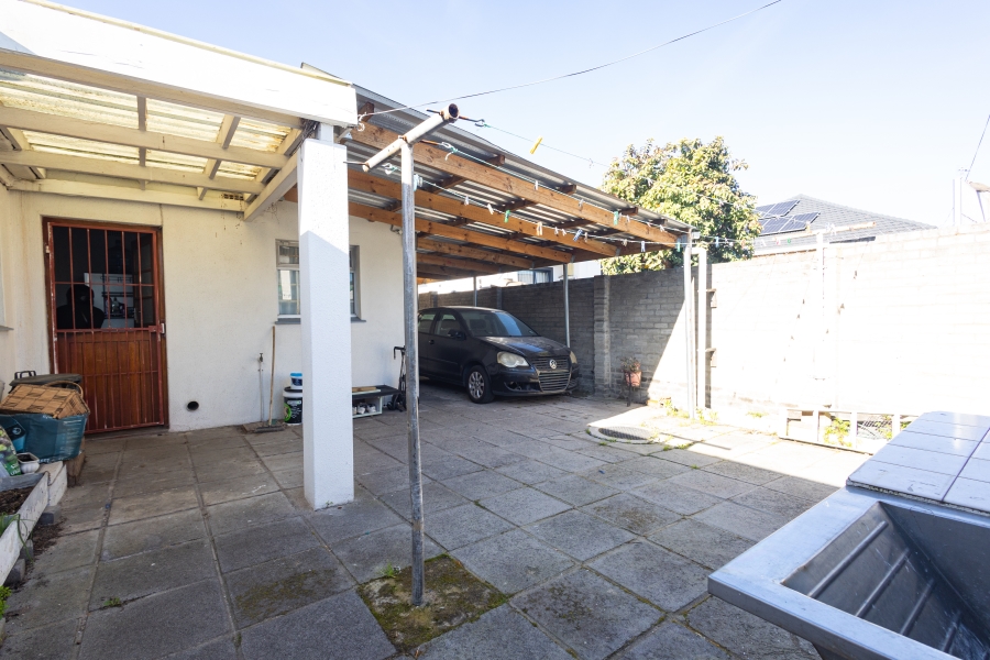 3 Bedroom Property for Sale in Bosonia Western Cape